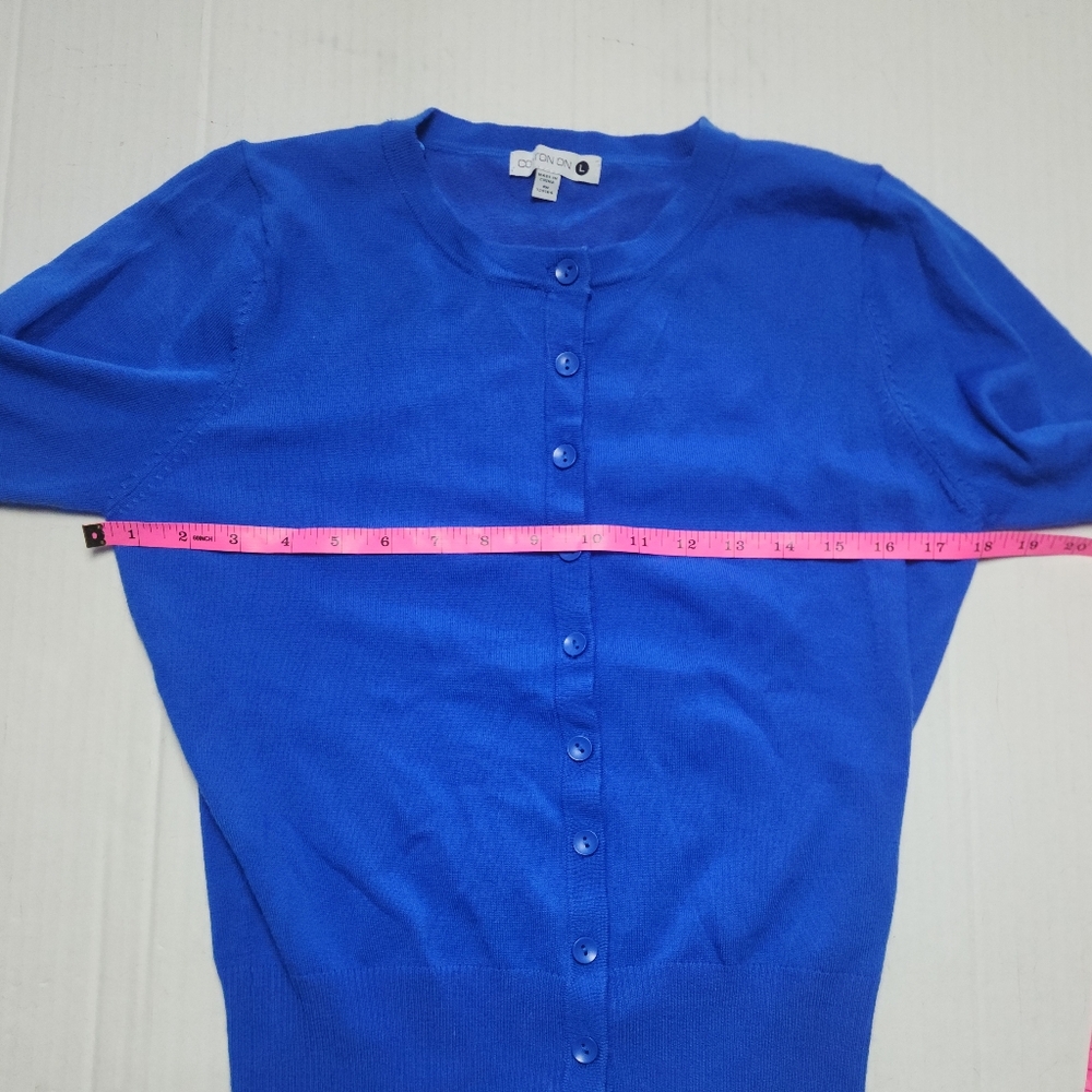 Cardigan - Picture 6 of 7